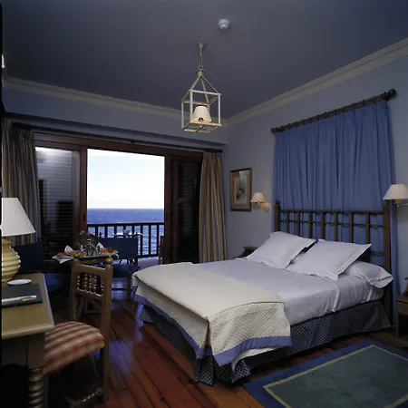 Hotel De El Hierro