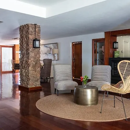 Hotel De El Hierro 4*